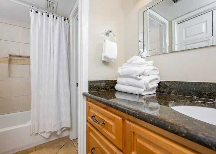 Apartment Surfside Shores 1804